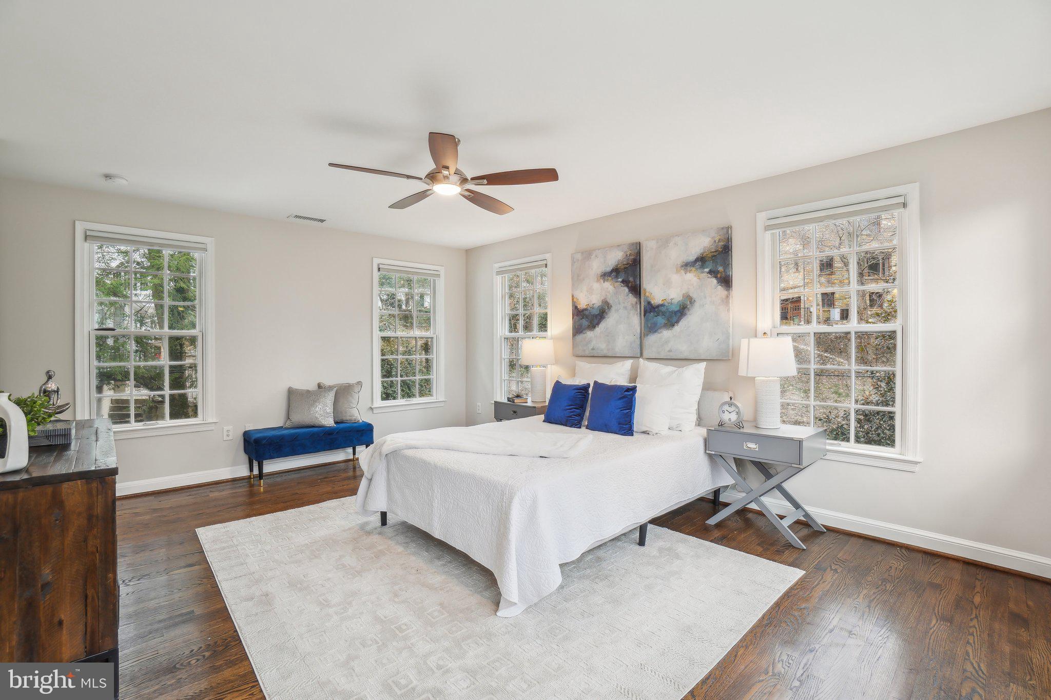 AURORA HILLS - Residential