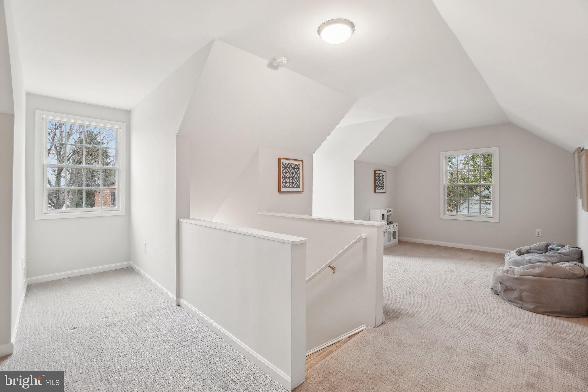 AURORA HILLS - Residential