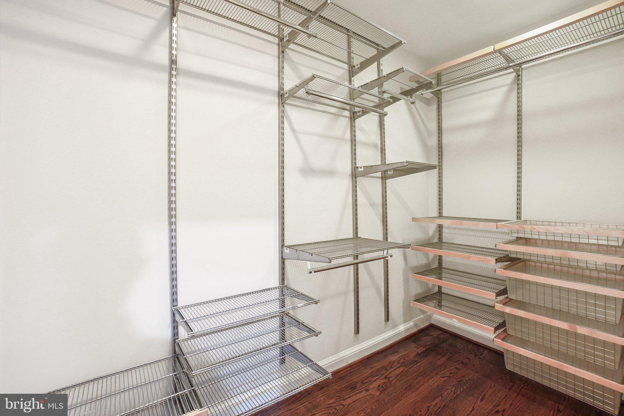 AURORA HILLS - Residential