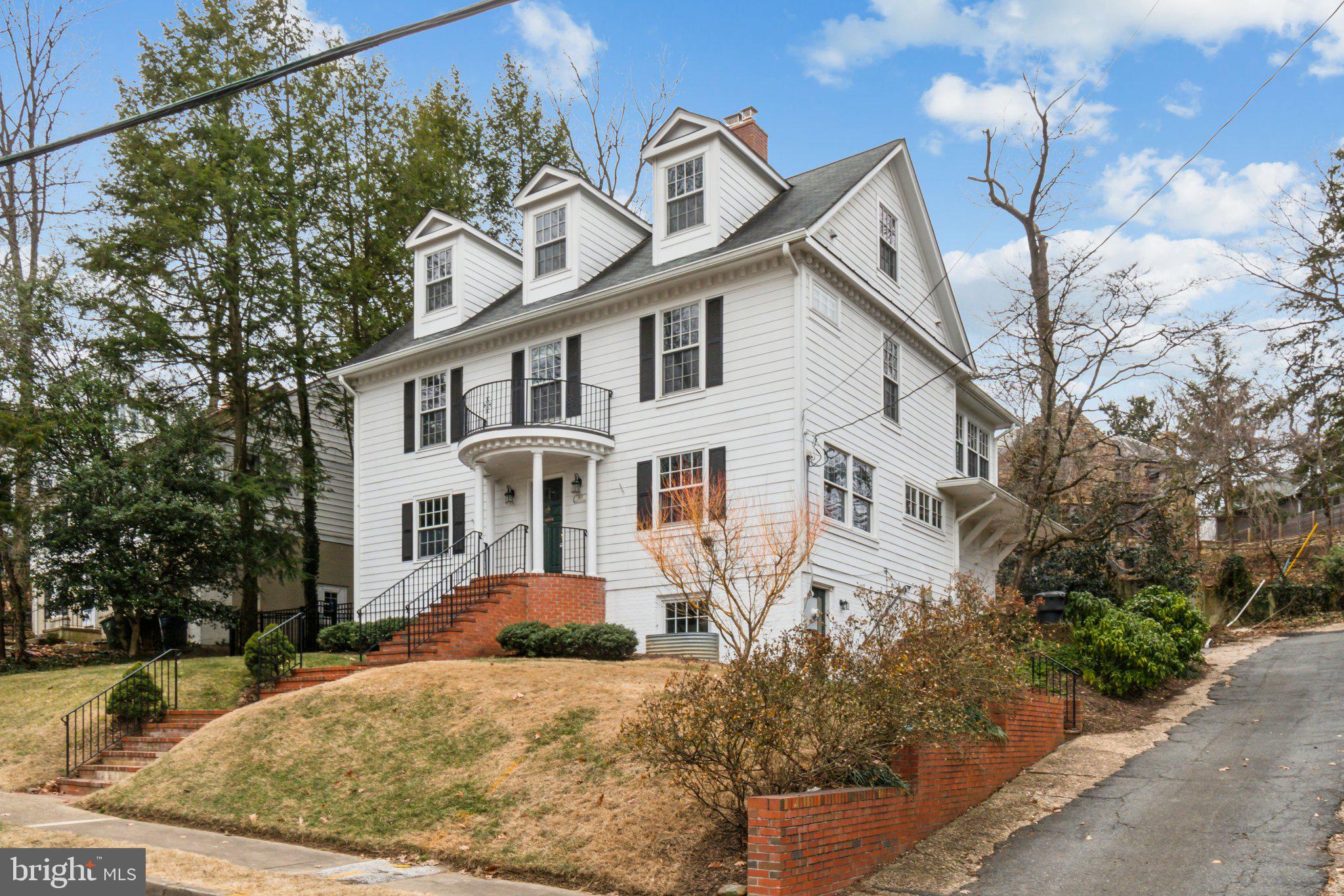 AURORA HILLS - Residential