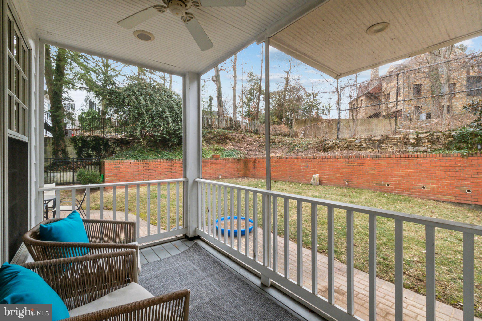 AURORA HILLS - Residential