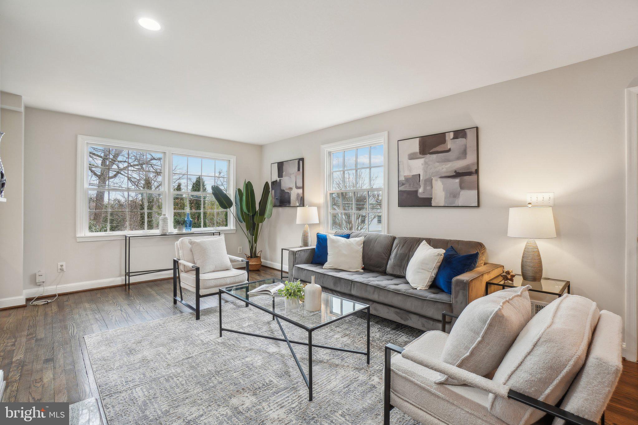 AURORA HILLS - Residential