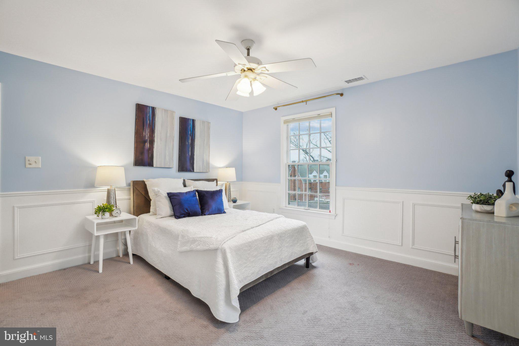 AURORA HILLS - Residential