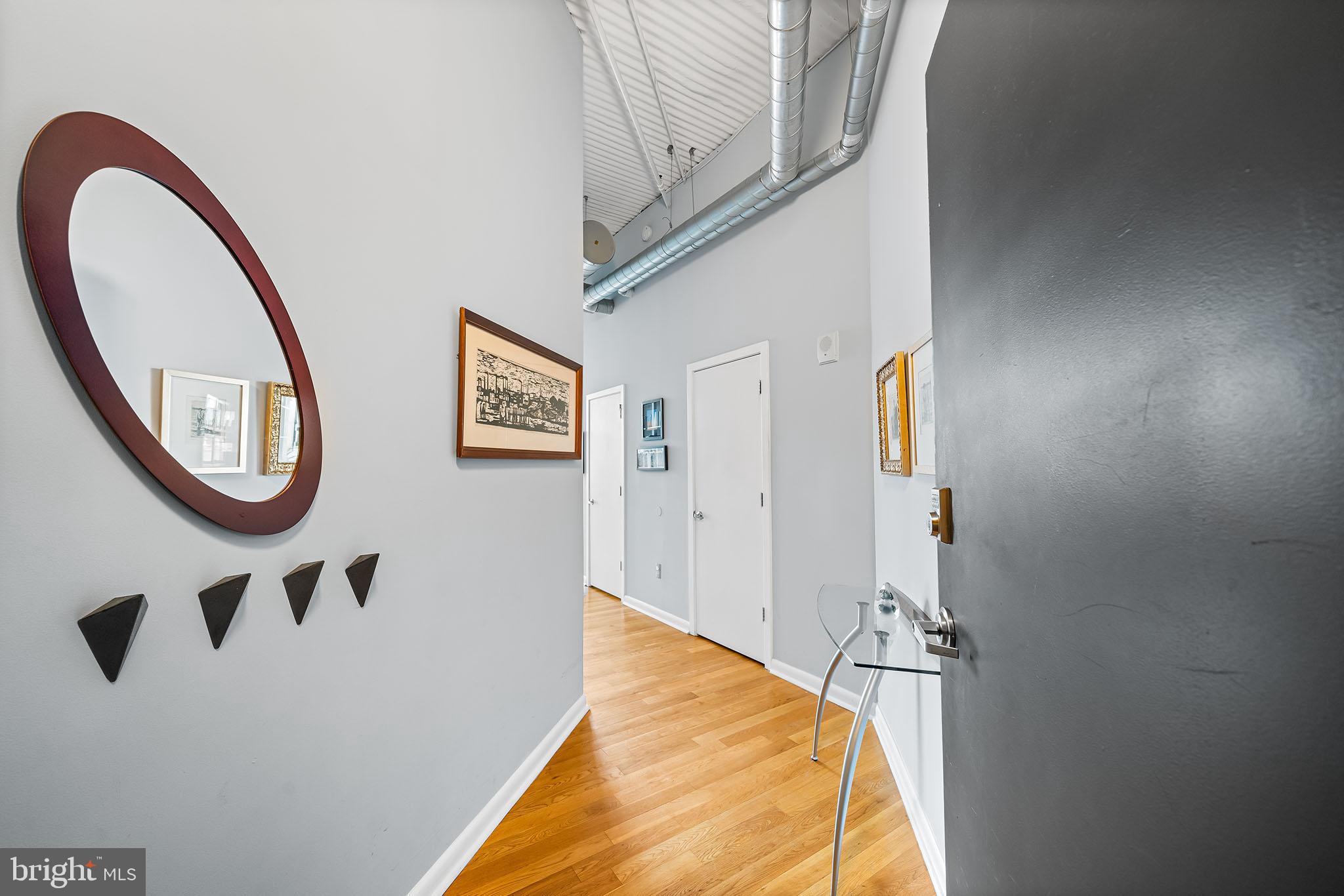 2200 ARCH STREET 404