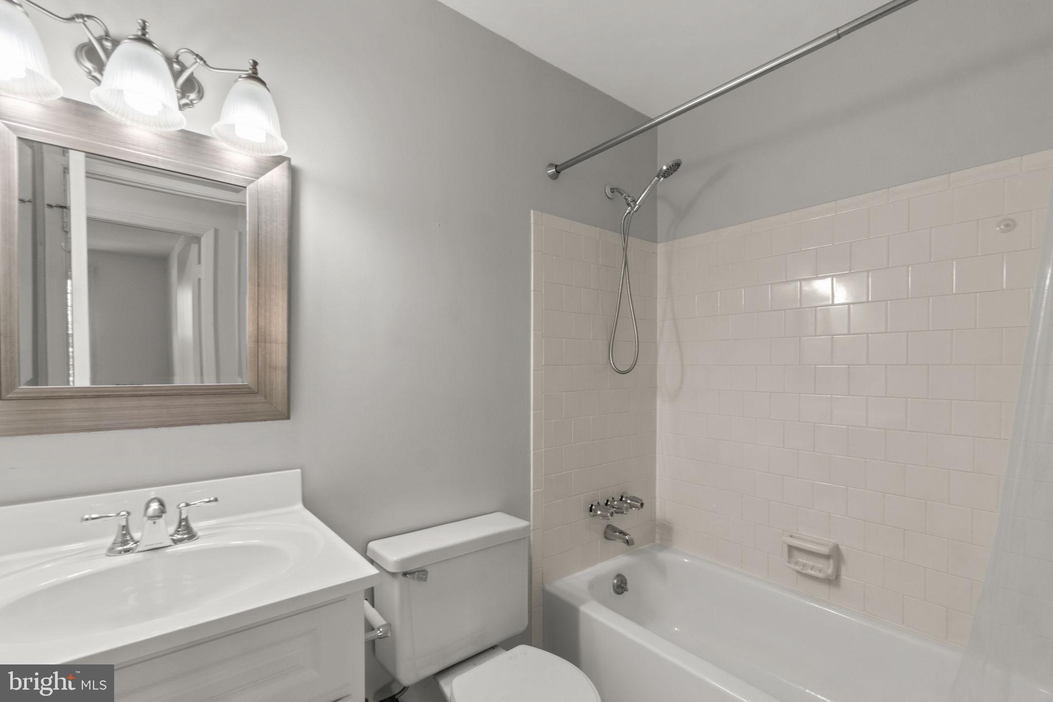 CHIPPENDALE - Residential