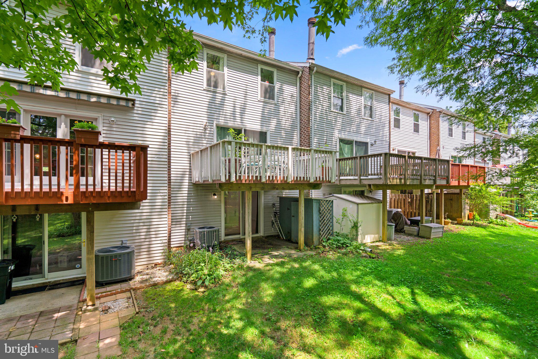 CHIPPENDALE - Residential