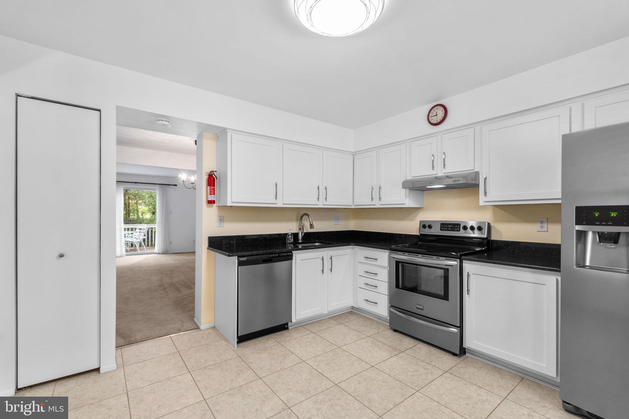 CHIPPENDALE - Residential