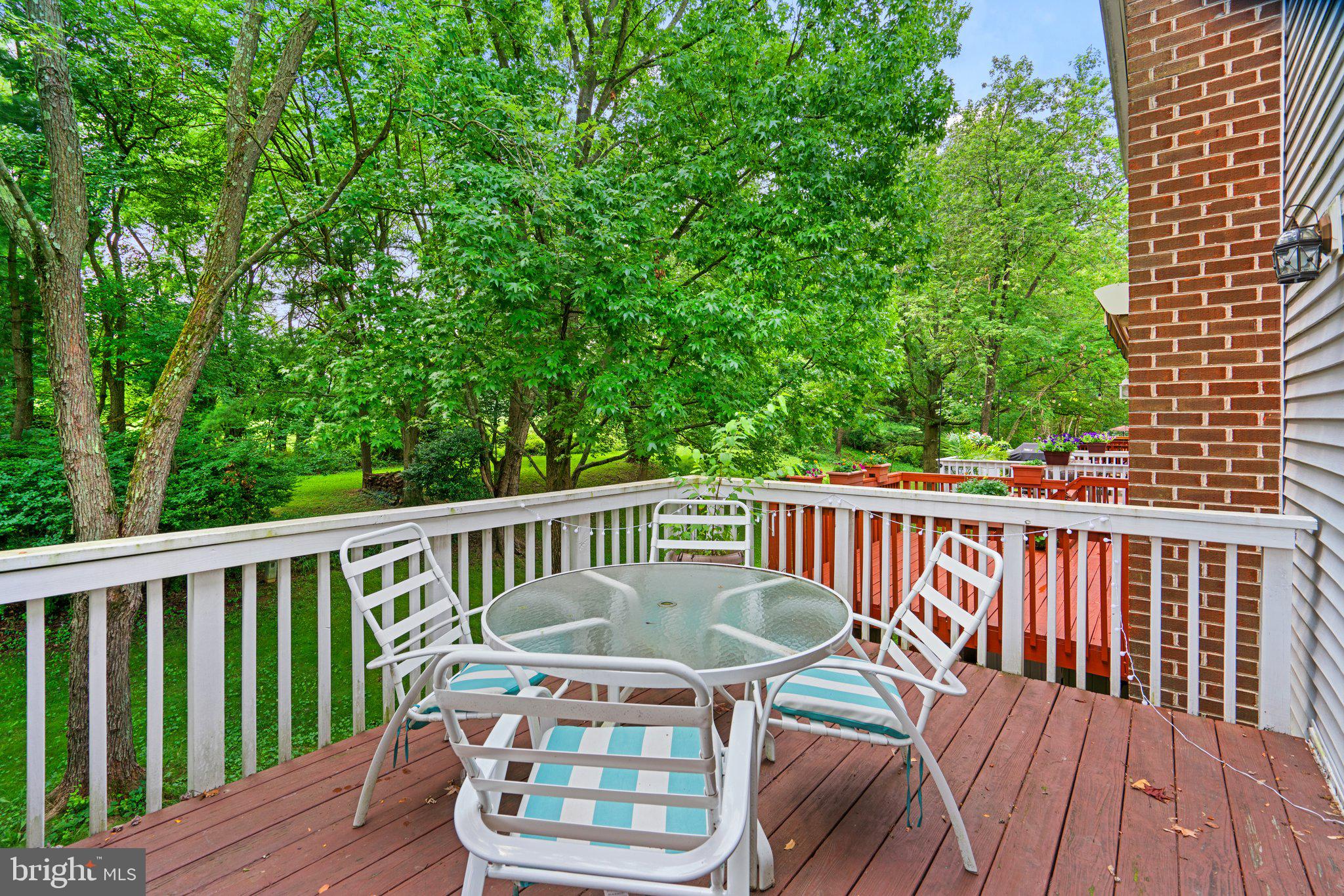 CHIPPENDALE - Residential