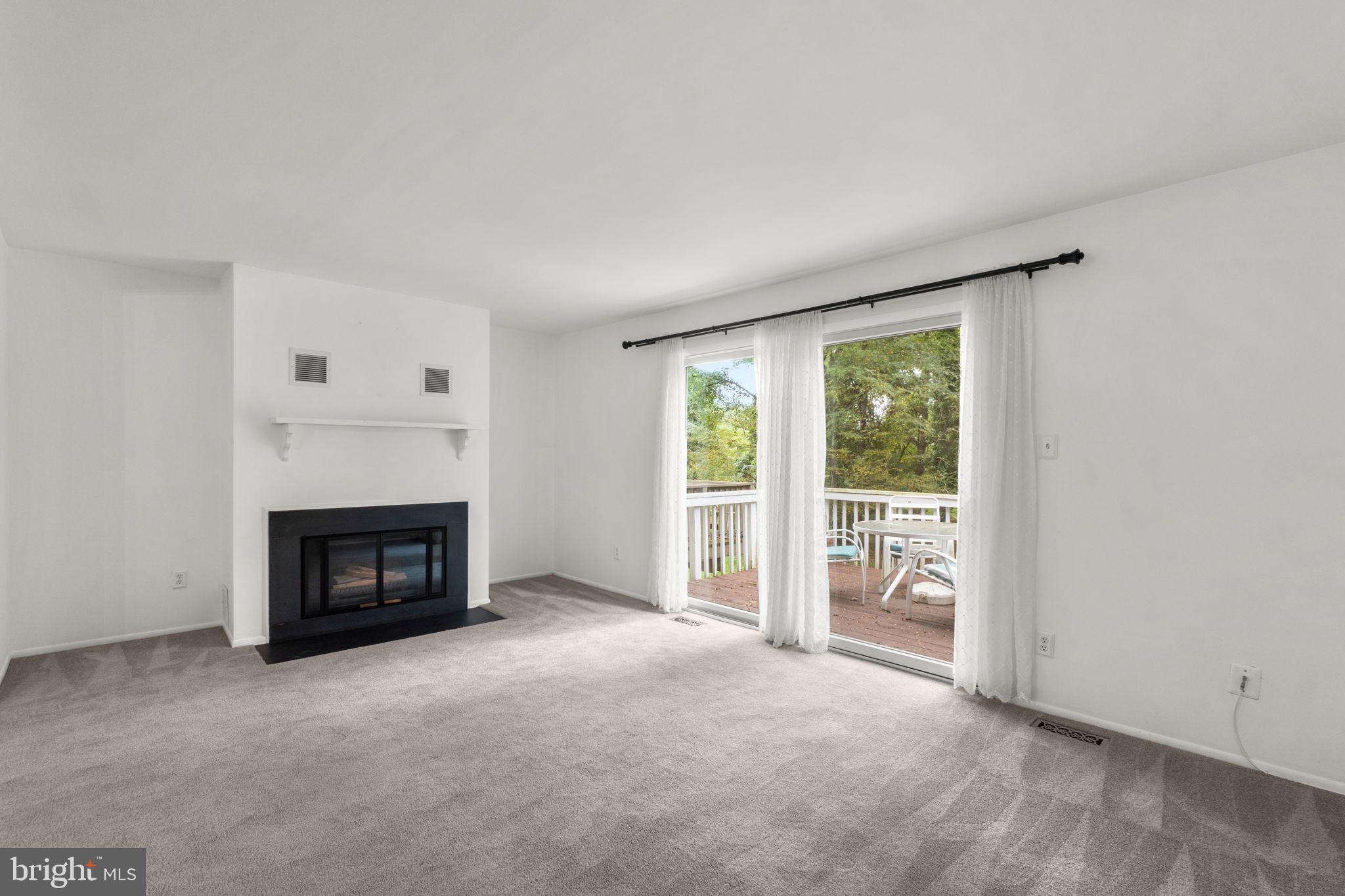 CHIPPENDALE - Residential