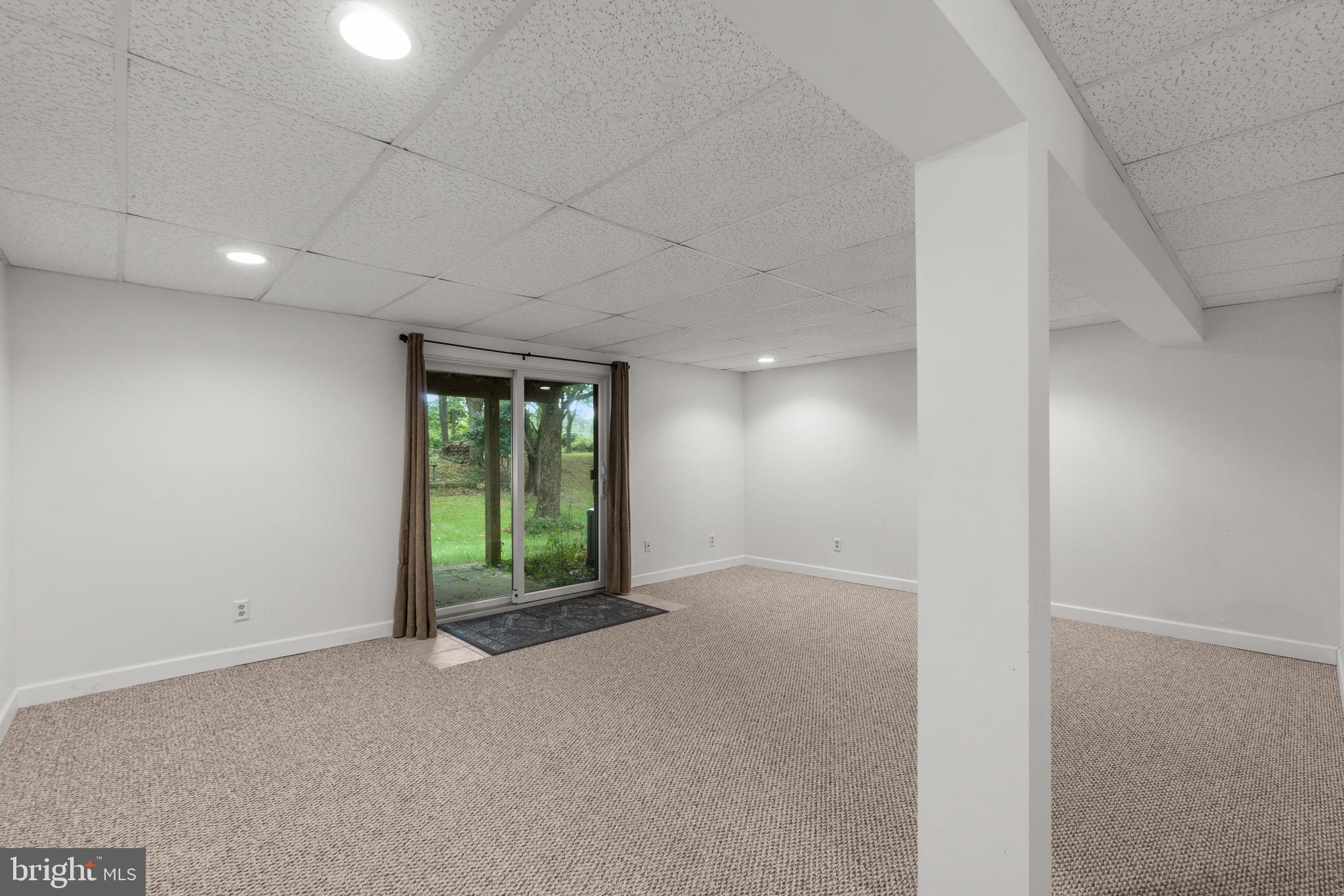 CHIPPENDALE - Residential