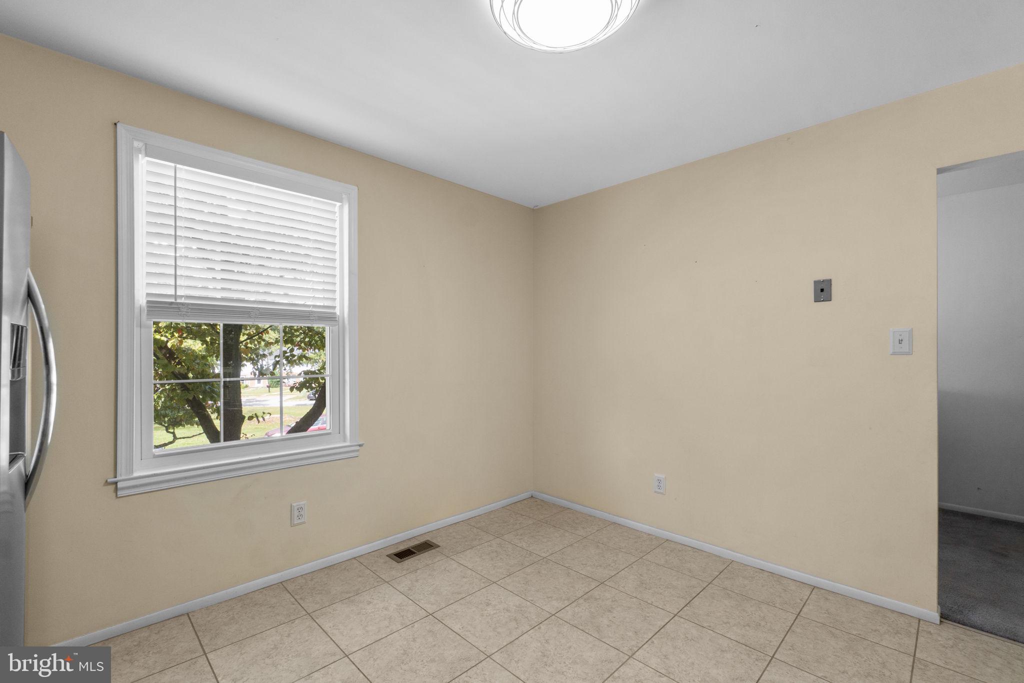 CHIPPENDALE - Residential