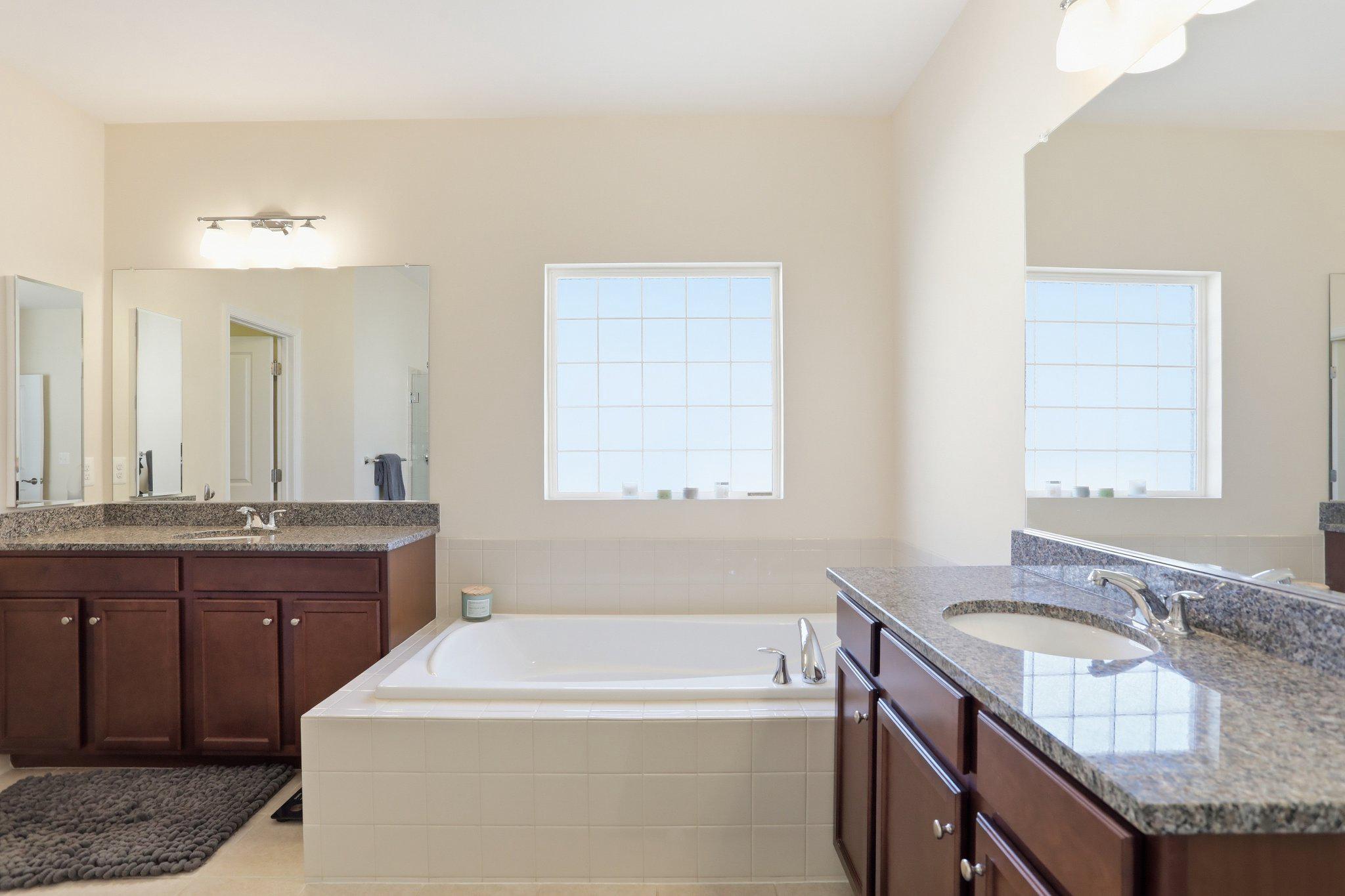 NORBORNE GLEBE - Residential