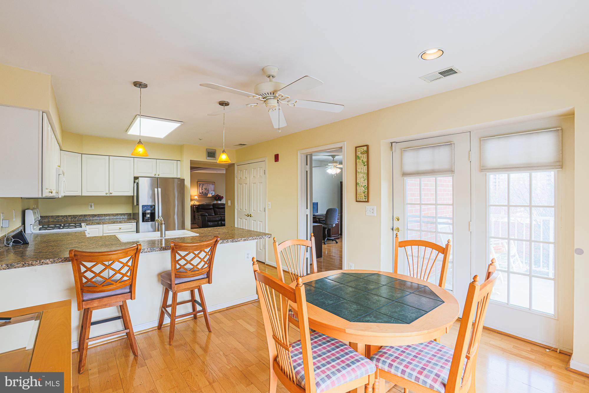 STRAFFAN CONDOS - Residential