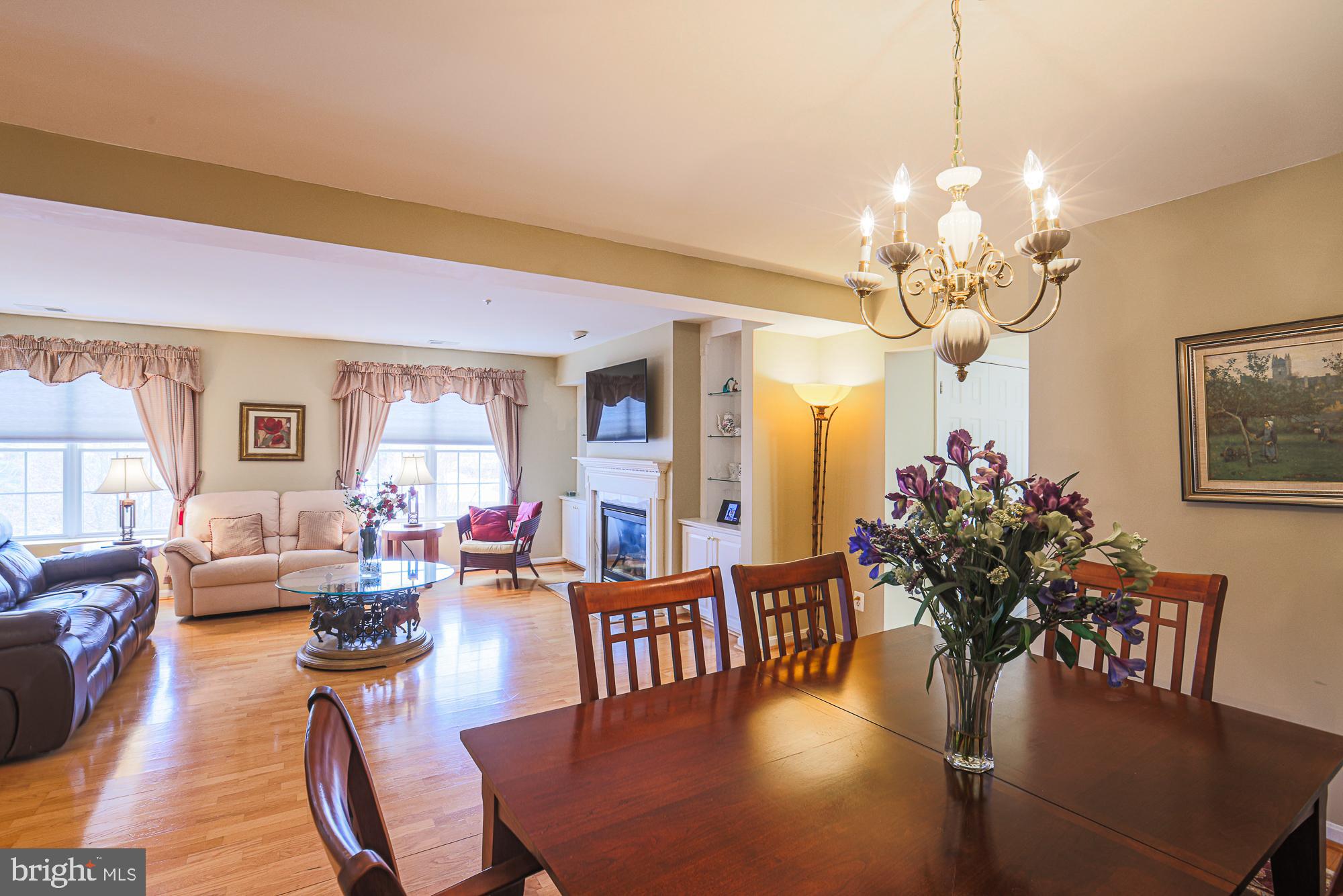 STRAFFAN CONDOS - Residential