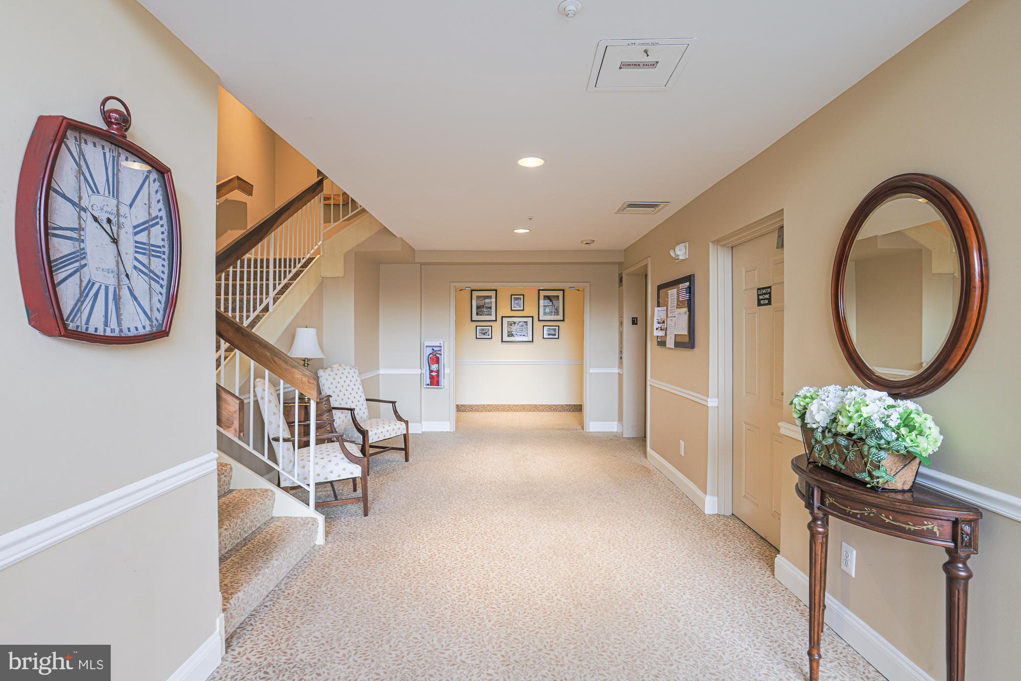 STRAFFAN CONDOS - Residential