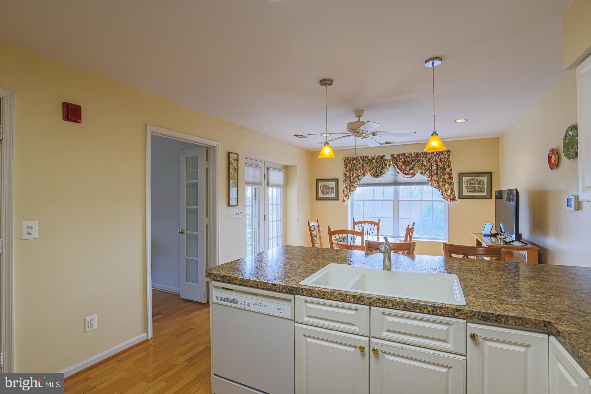 STRAFFAN CONDOS - Residential