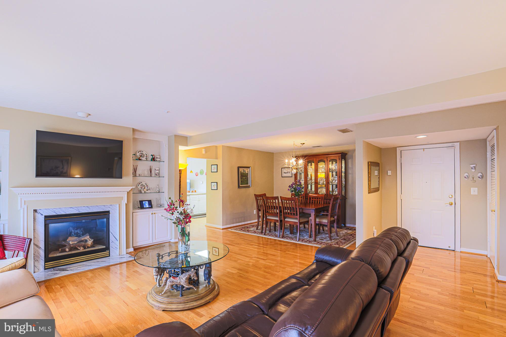 STRAFFAN CONDOS - Residential