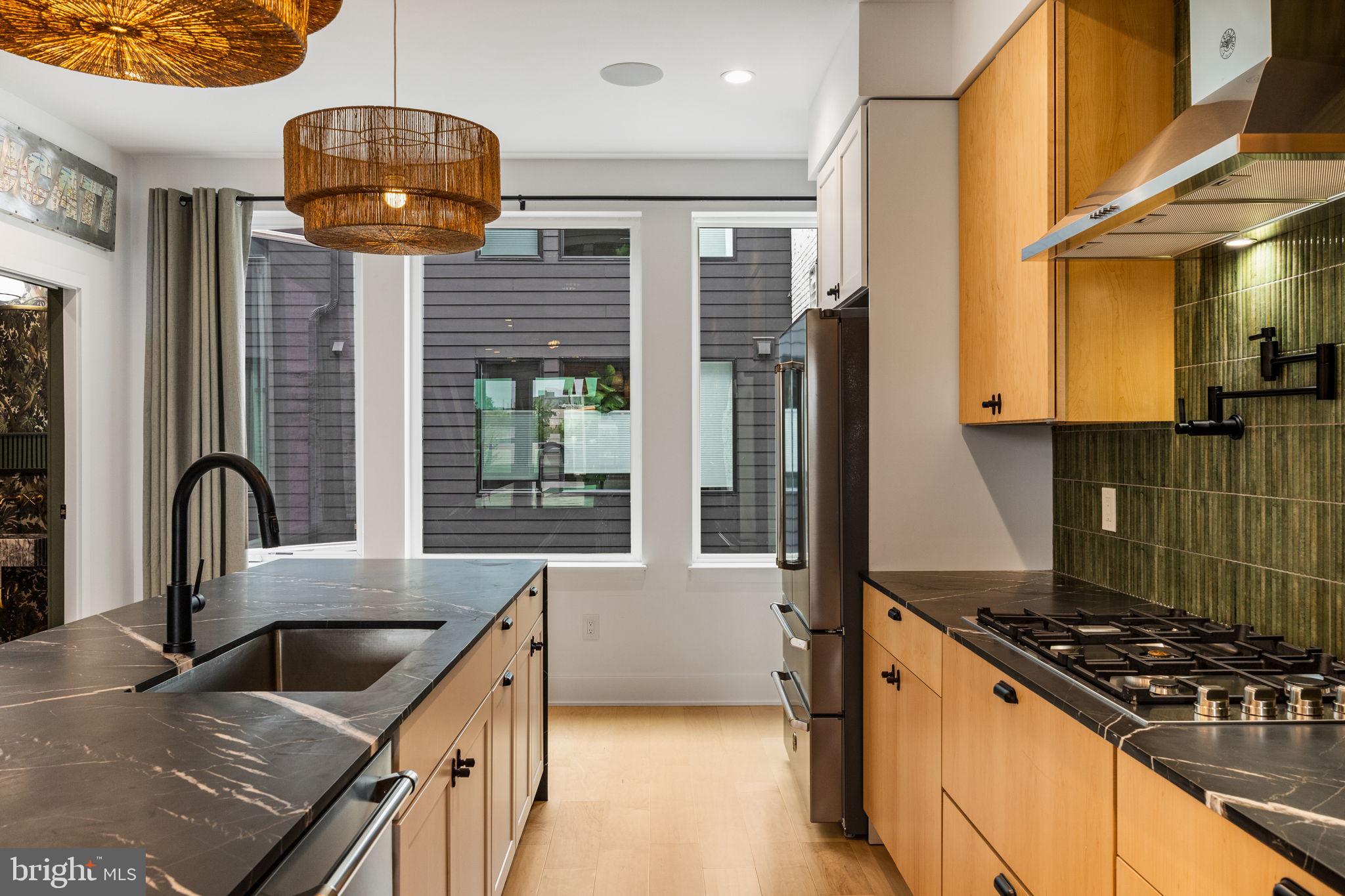 FISHTOWN - Residential