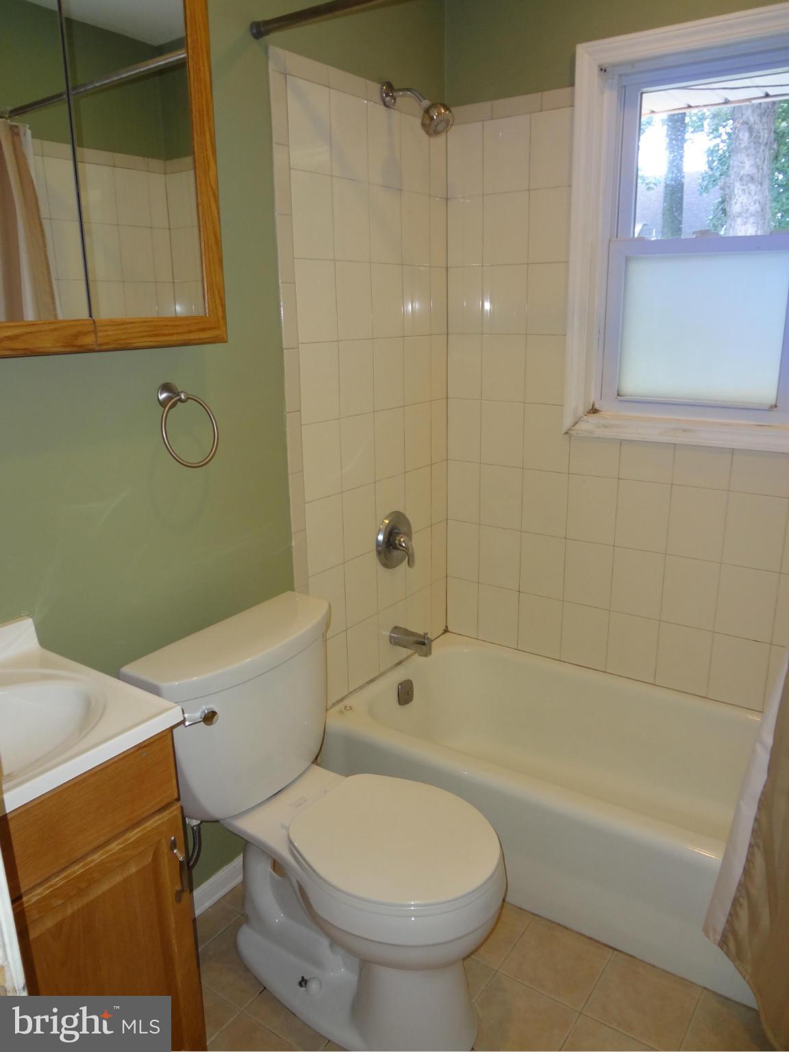 BOGERS FENWICK PARK - Residential Lease