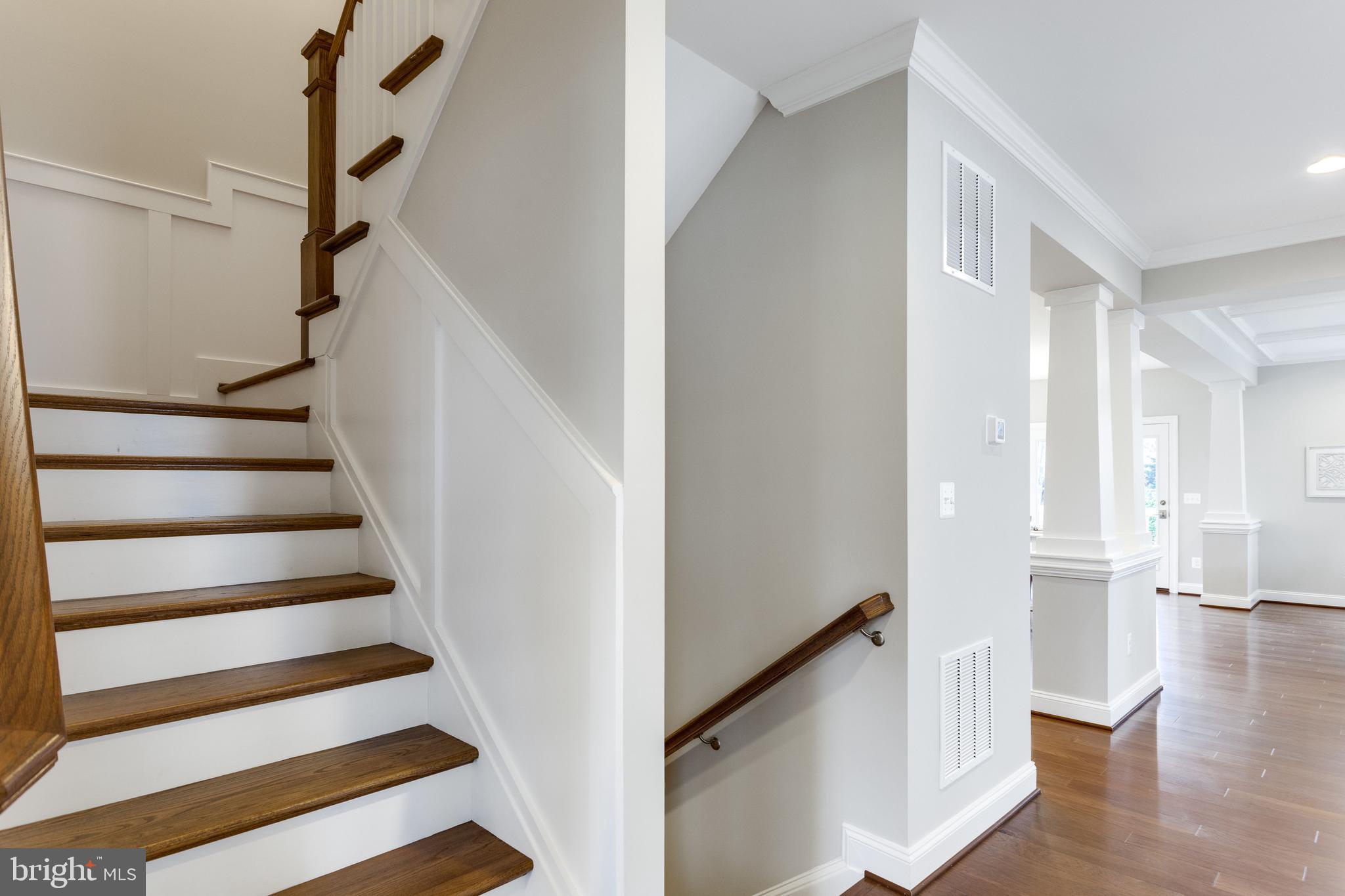 ARLINGTON - Residential