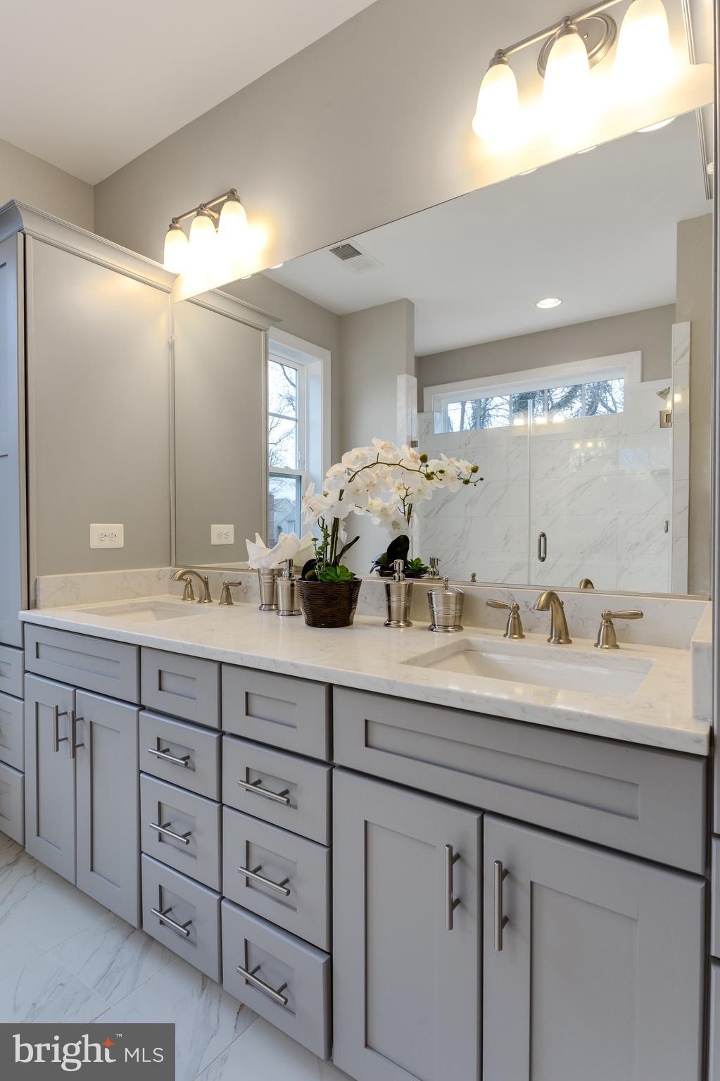 ARLINGTON - Residential