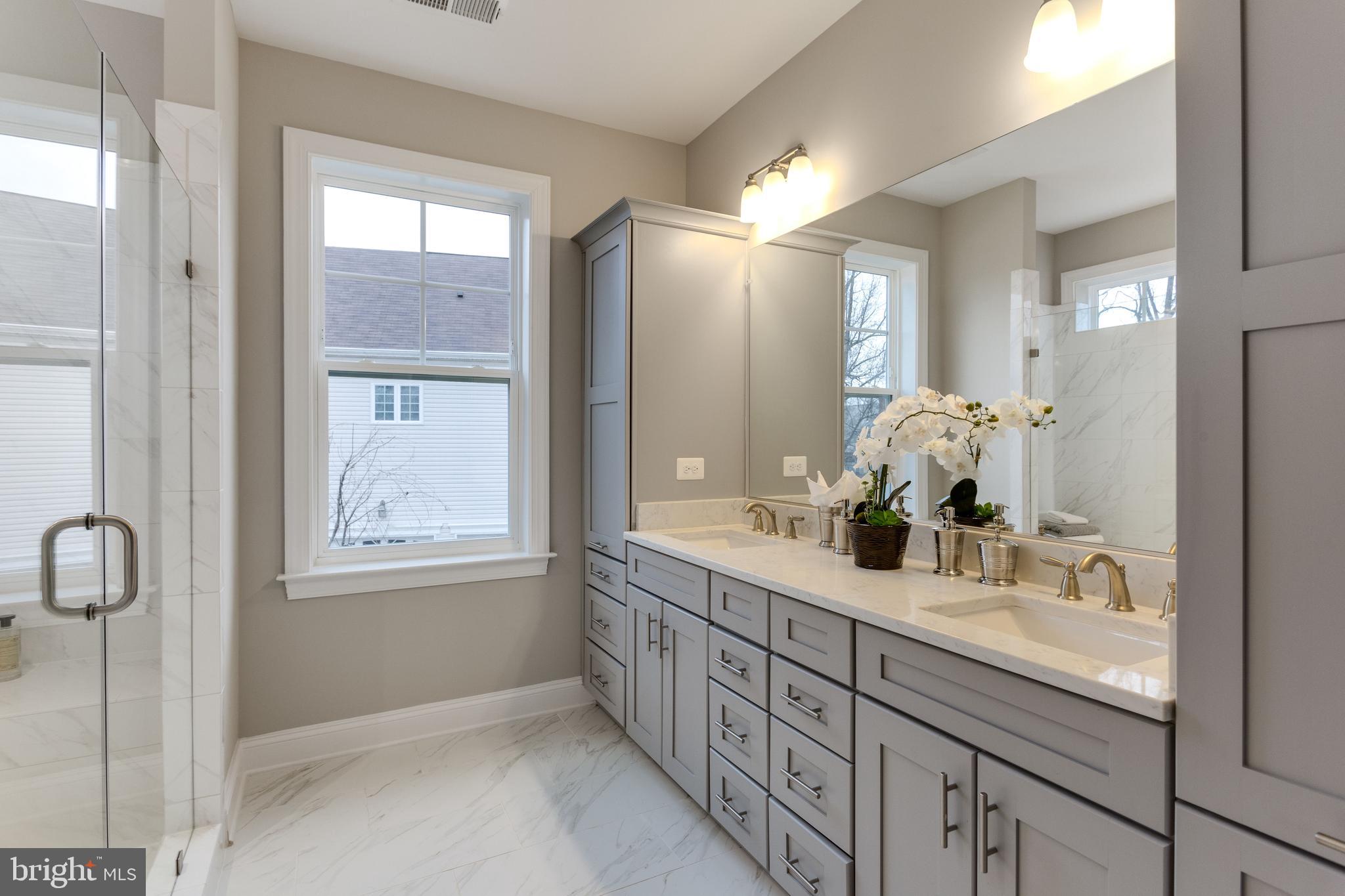 ARLINGTON - Residential