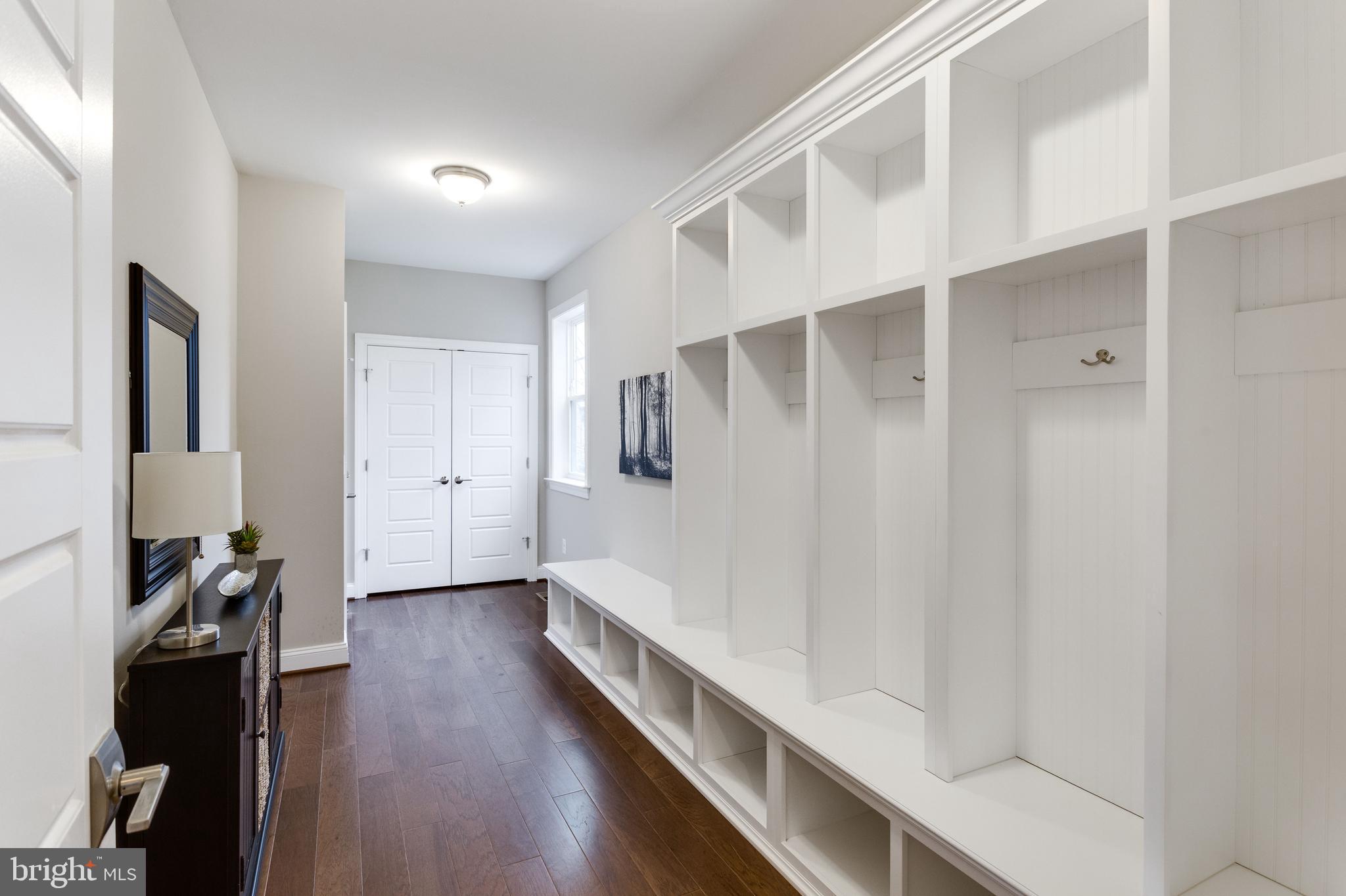 ARLINGTON - Residential