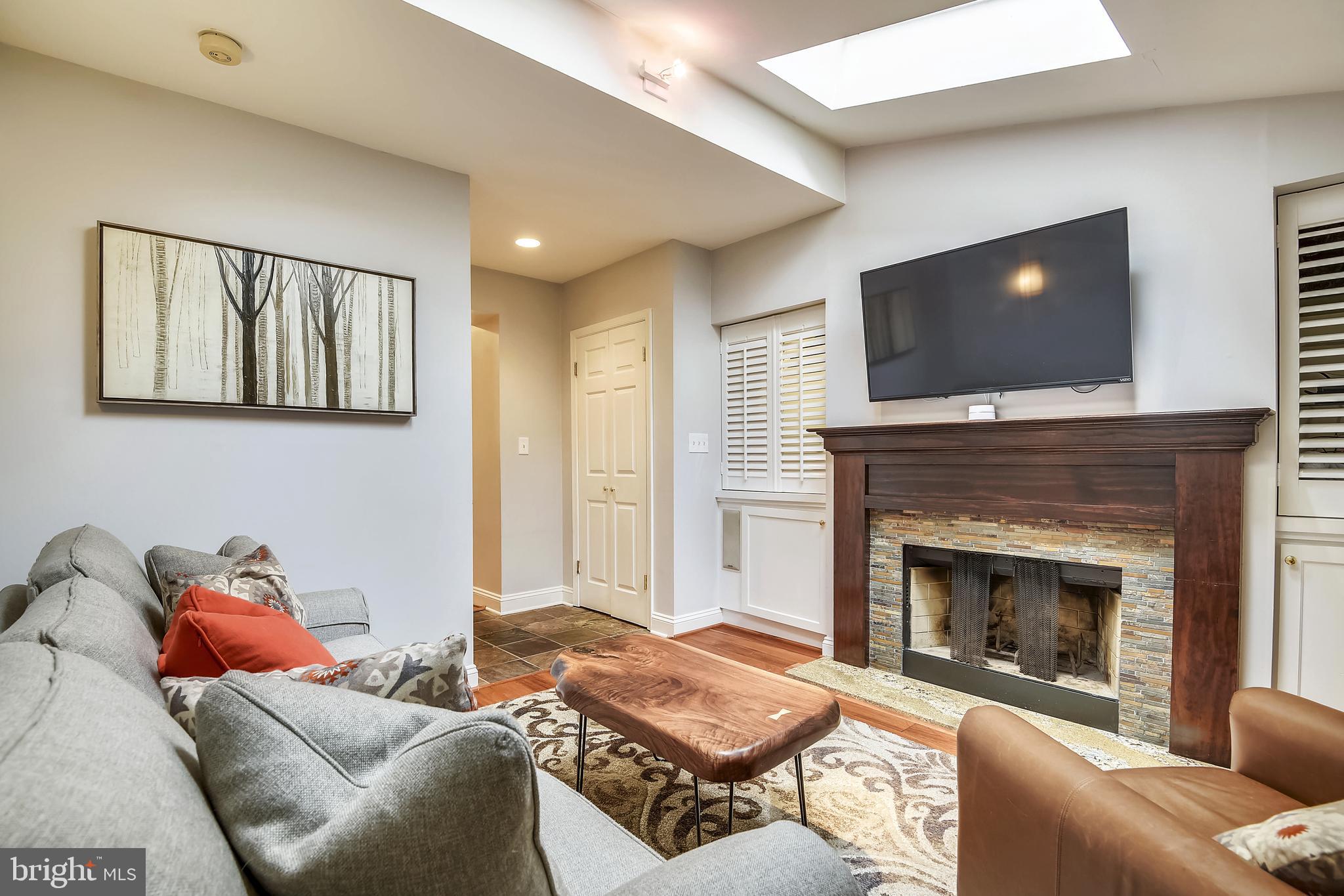 FEDERAL HILL HISTORIC DISTRICT - Residential