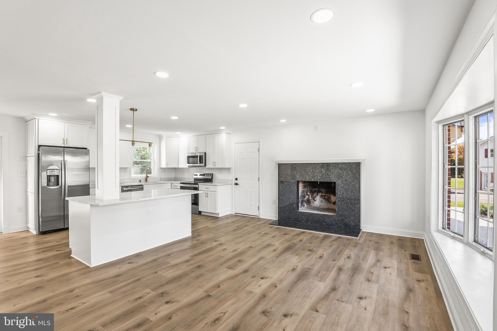 FRIENDSHIP HEIGHTS - Residential Lease