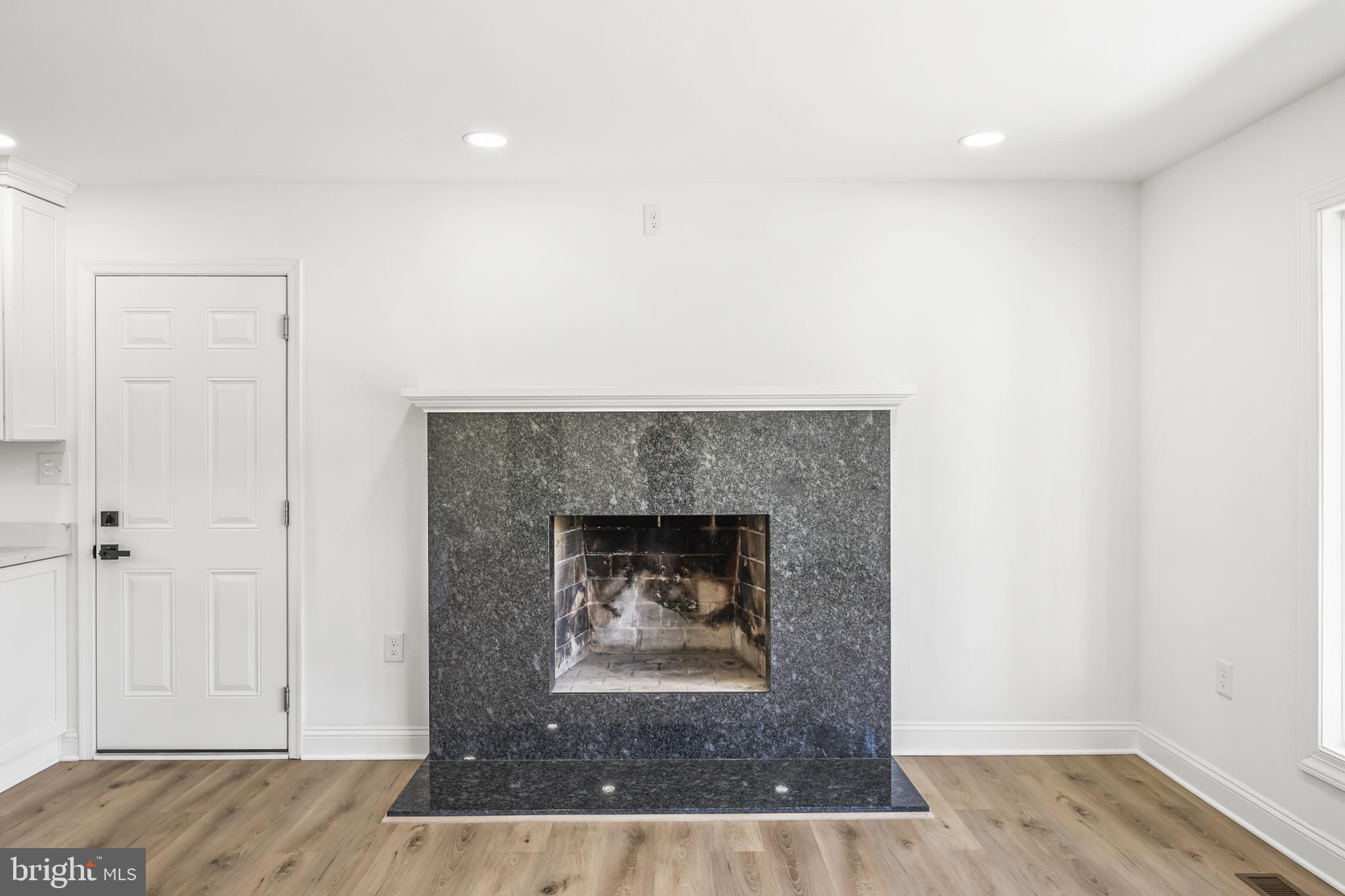 FRIENDSHIP HEIGHTS - Residential Lease