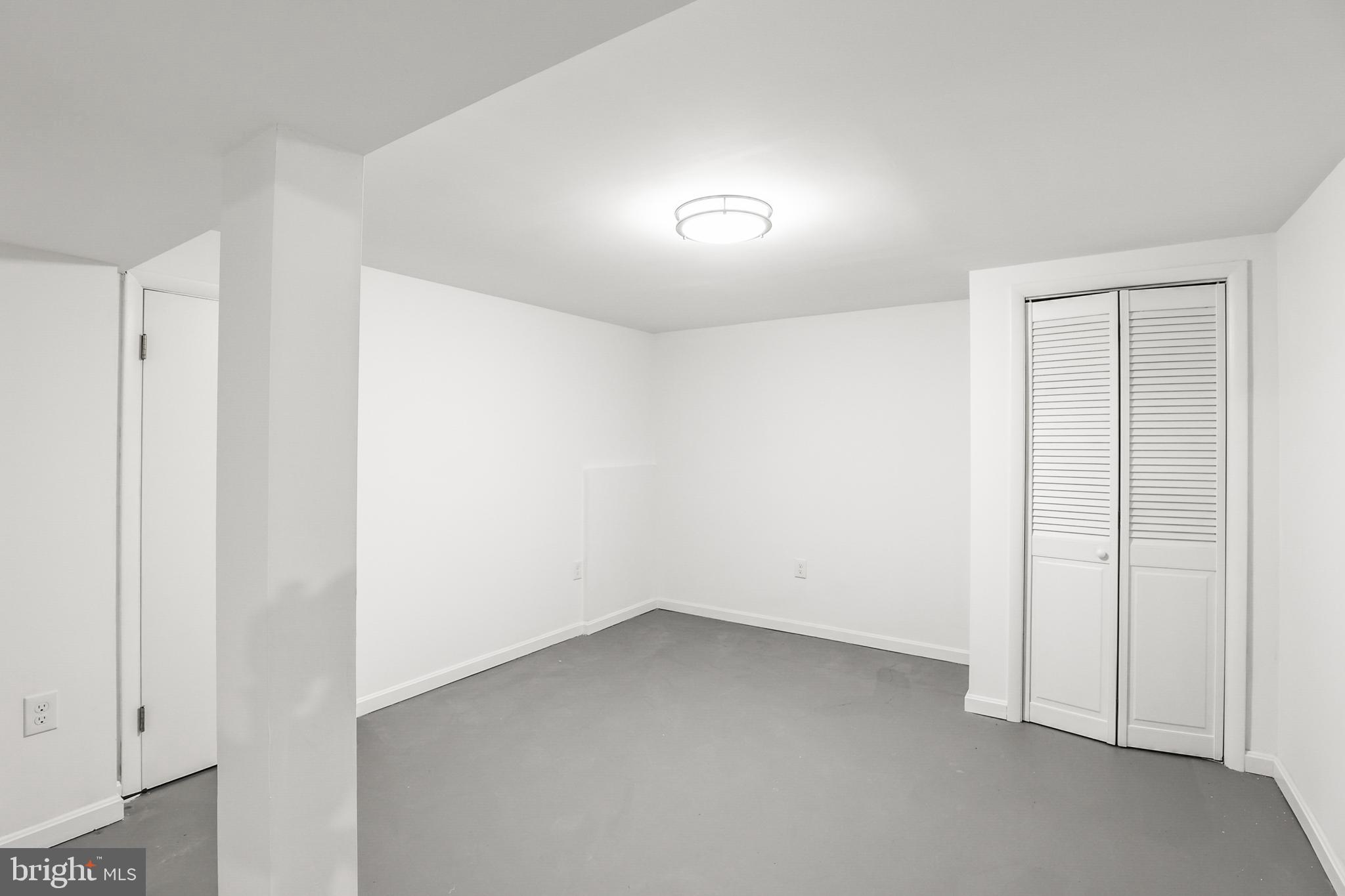 FRIENDSHIP HEIGHTS - Residential Lease