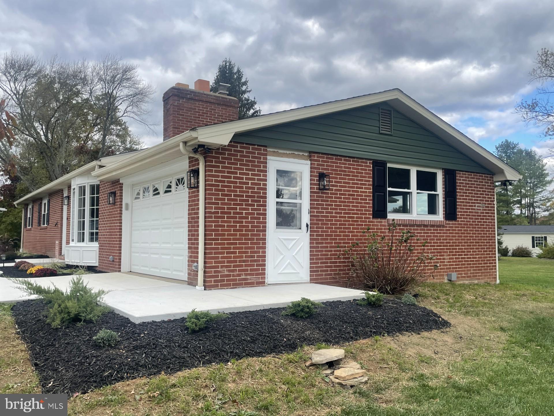 FRIENDSHIP HEIGHTS - Residential Lease