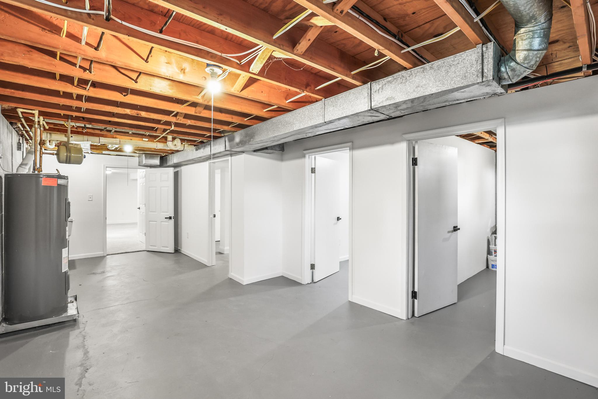 FRIENDSHIP HEIGHTS - Residential Lease