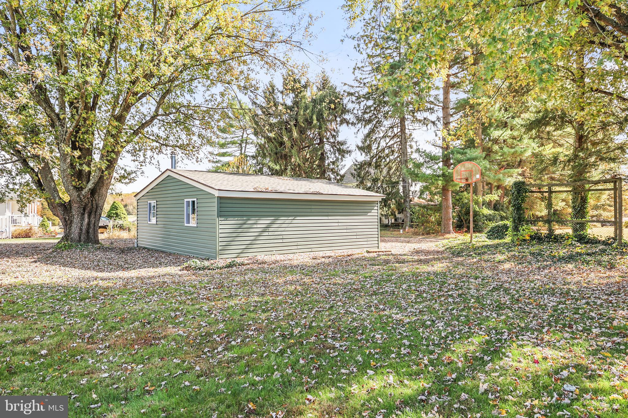 FRIENDSHIP HEIGHTS - Residential Lease