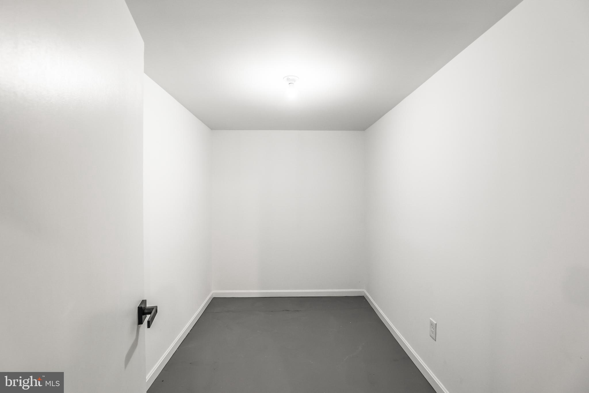 FRIENDSHIP HEIGHTS - Residential Lease