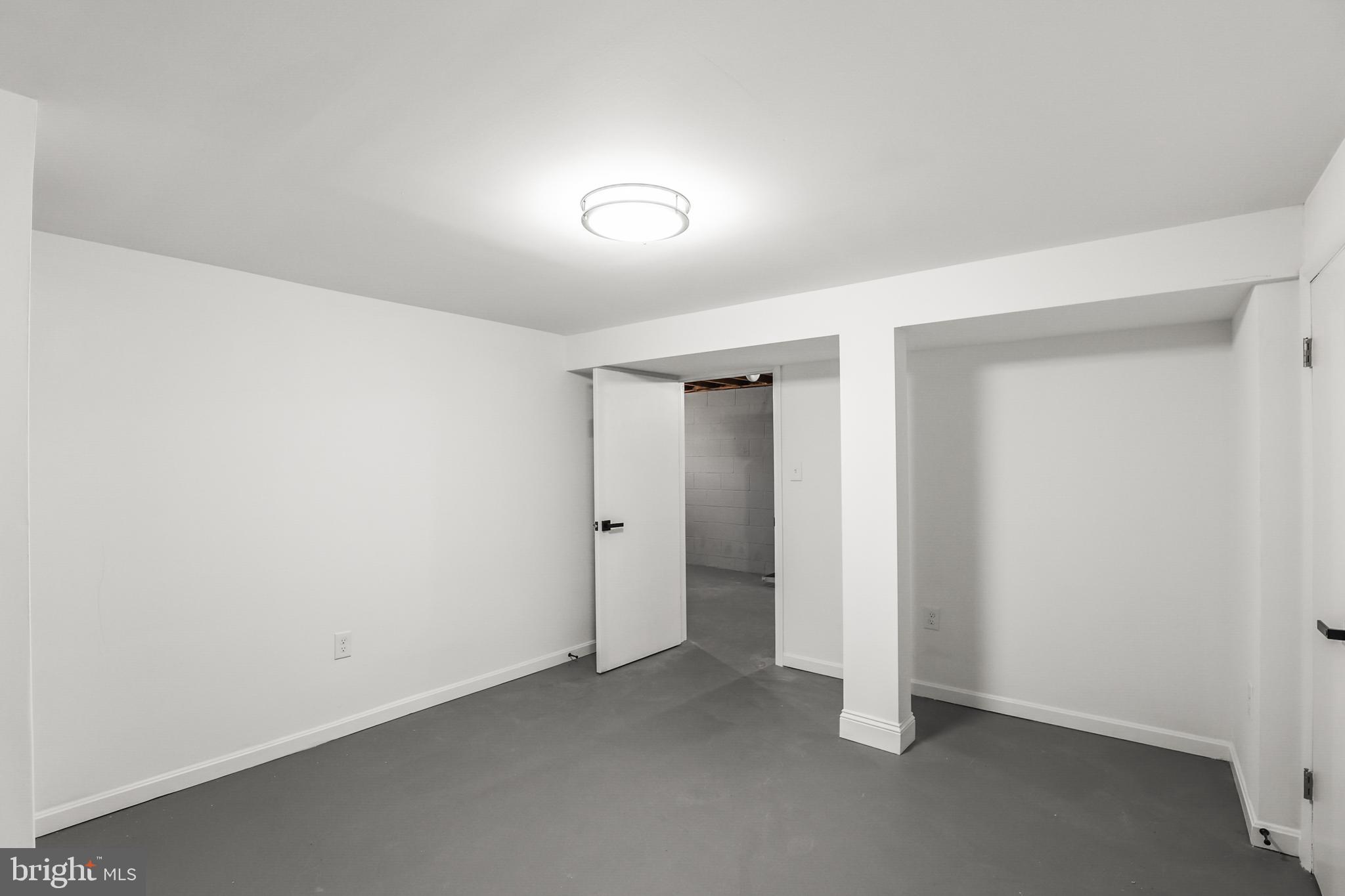 FRIENDSHIP HEIGHTS - Residential Lease