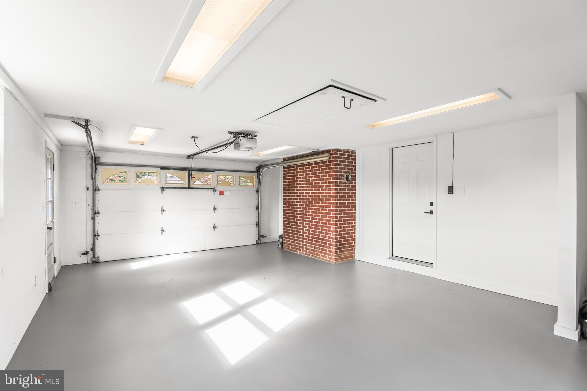 FRIENDSHIP HEIGHTS - Residential Lease