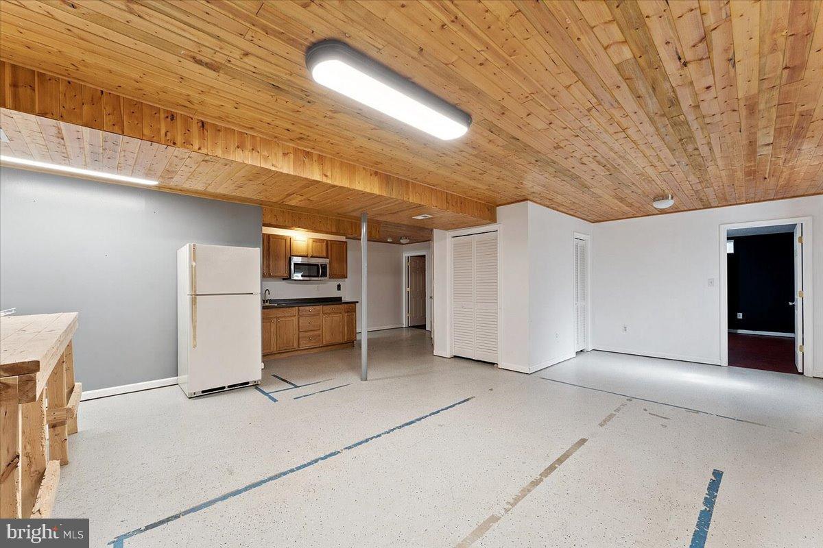 CHARLES CROSSING - Residential