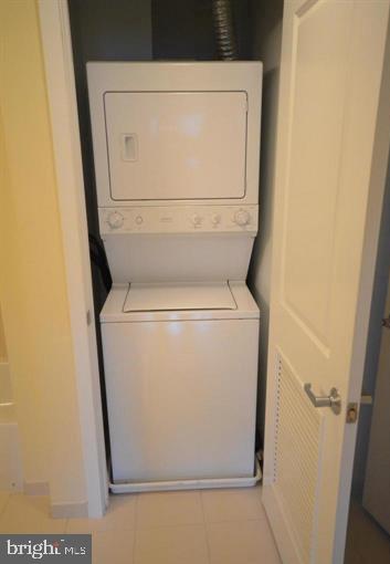 ODYSSEY - Residential Lease