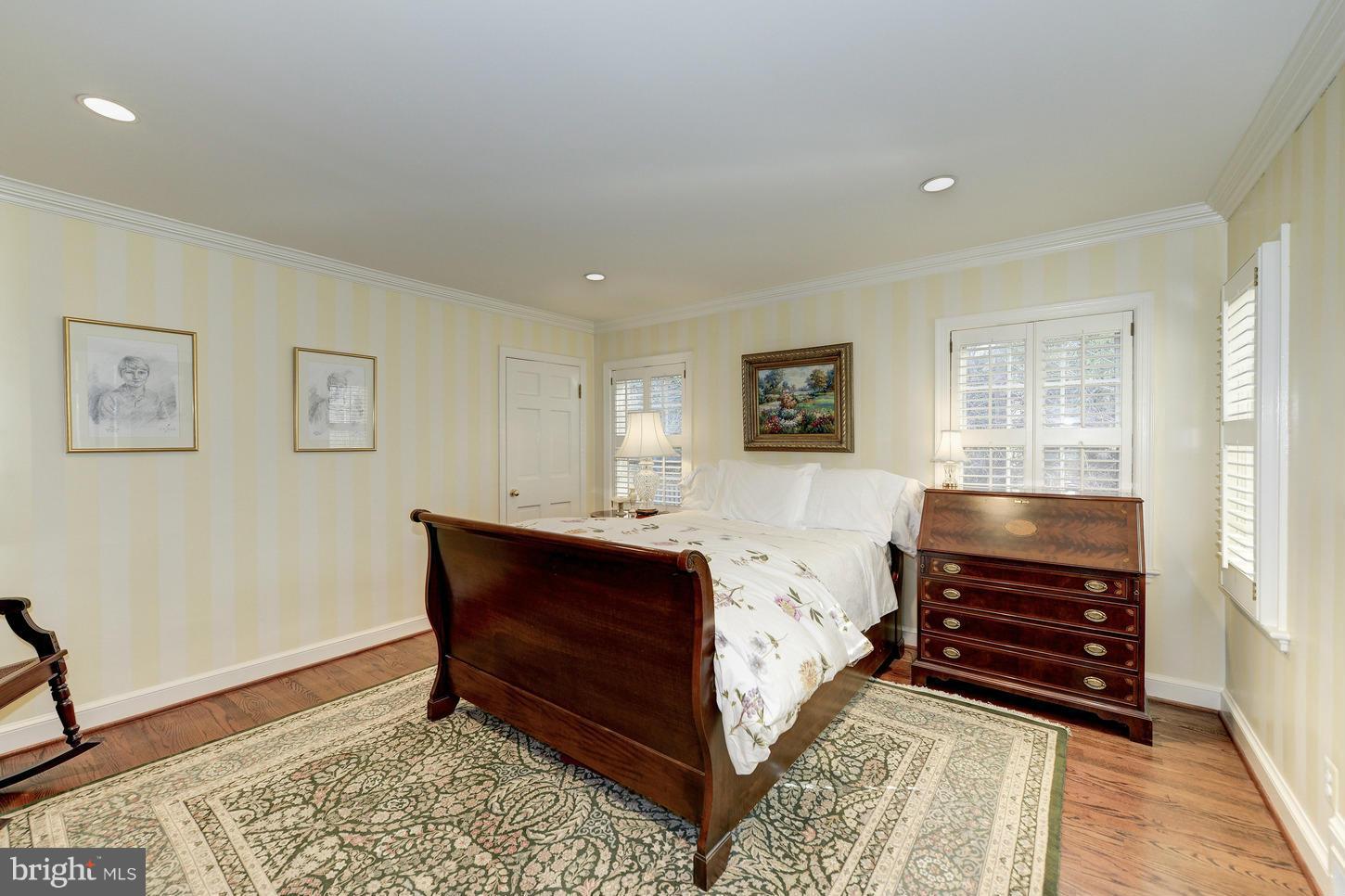 SPRING VALLEY - Residential
