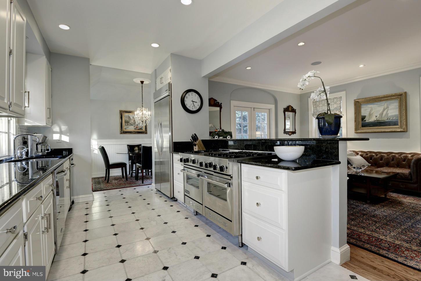 SPRING VALLEY - Residential