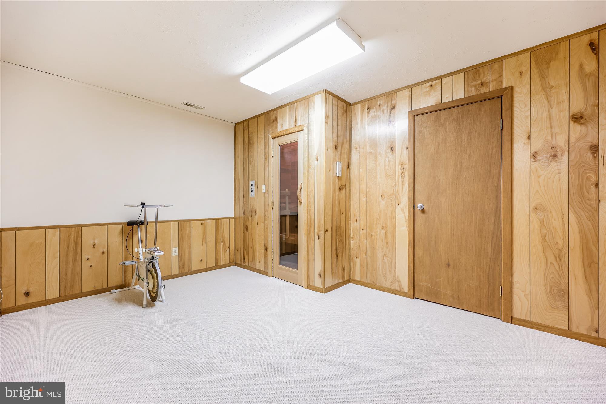 GLEN HILLS - Residential