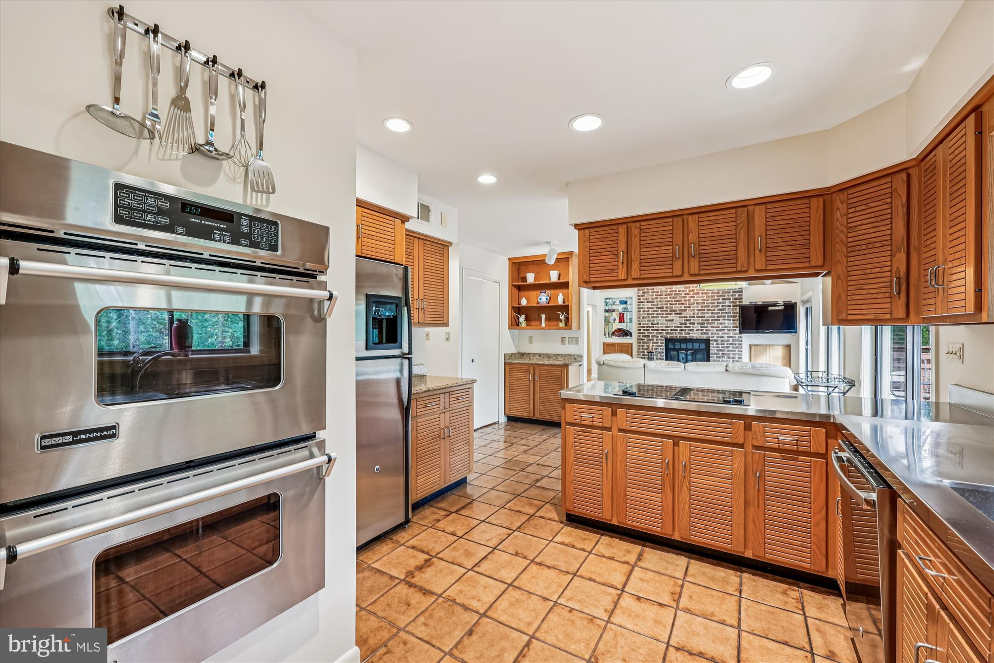 GLEN HILLS - Residential