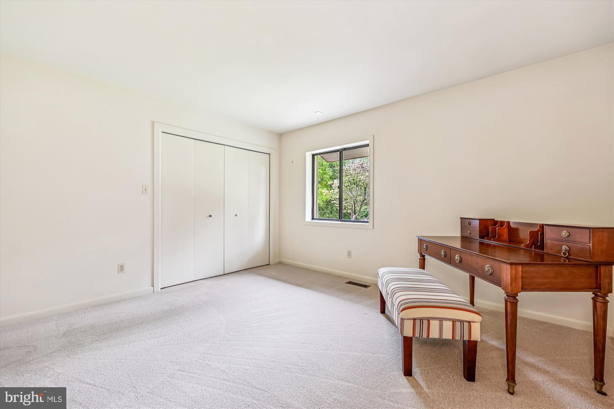 GLEN HILLS - Residential