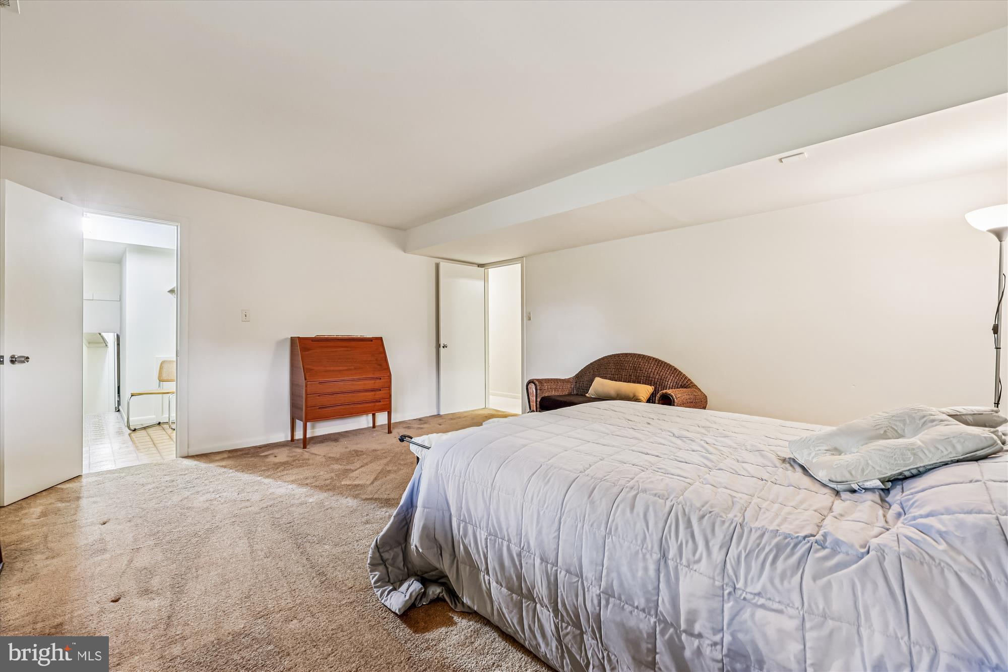 GLEN HILLS - Residential