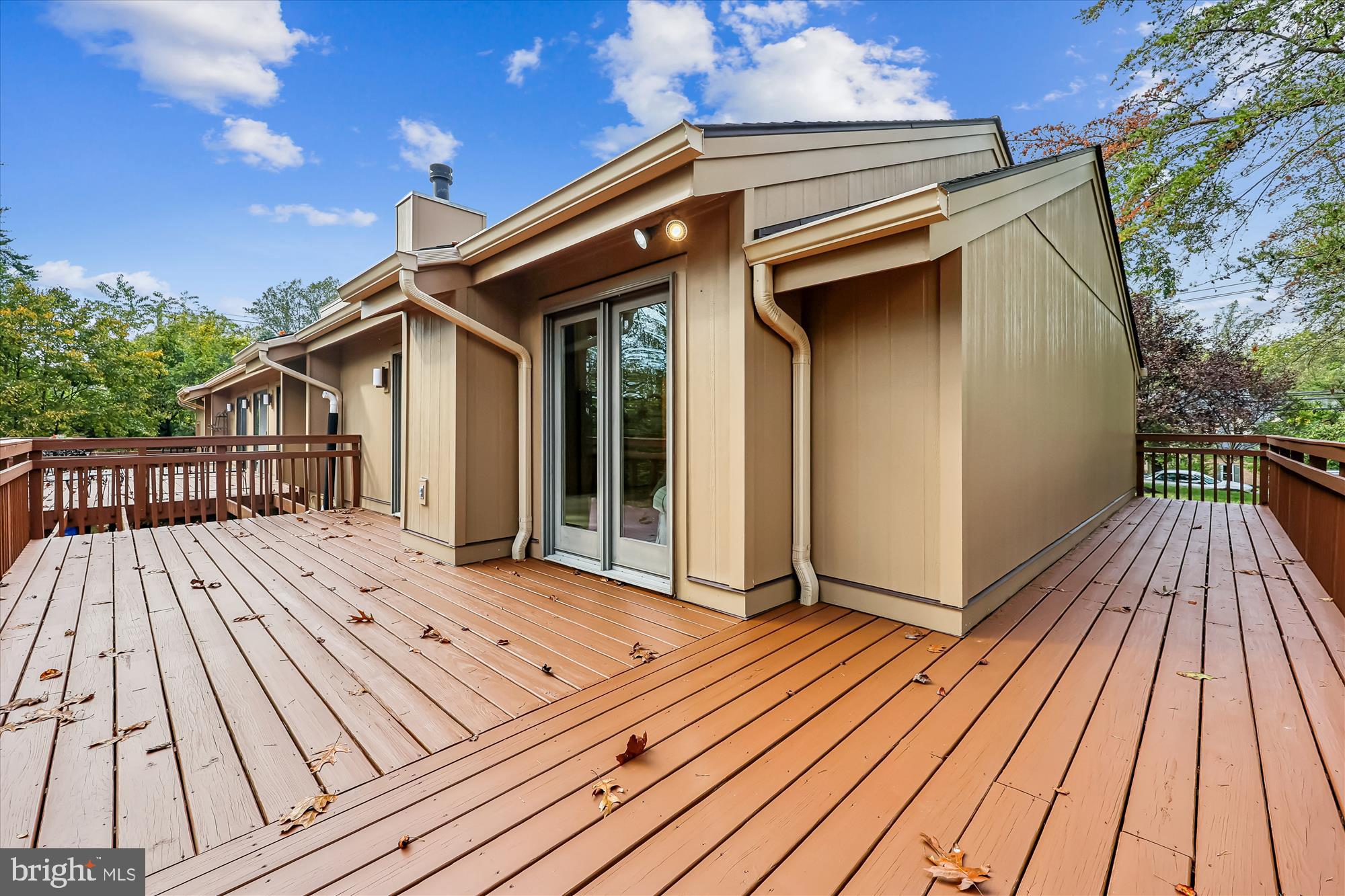 GLEN HILLS - Residential