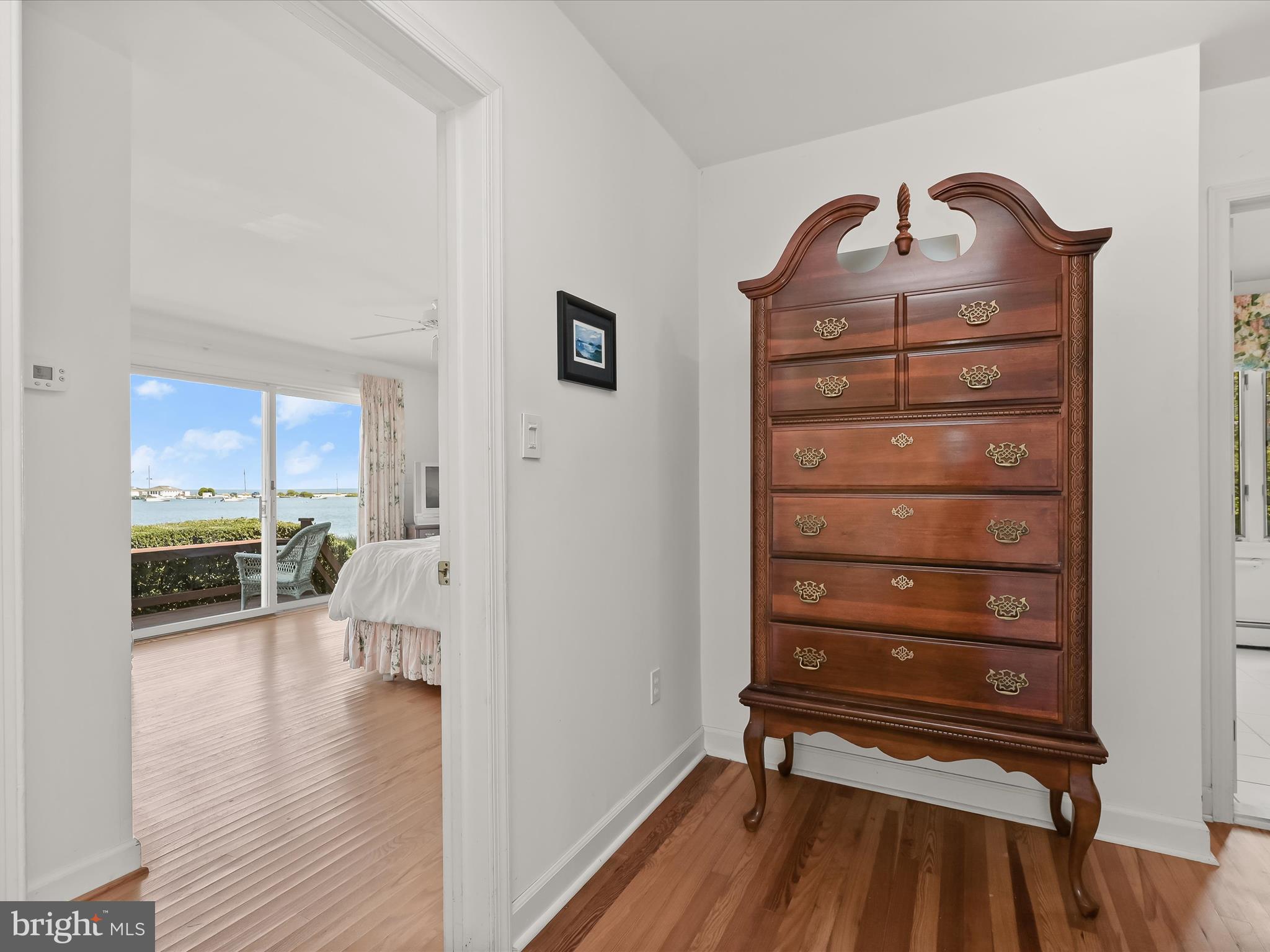 GIBSON ISLAND - Residential