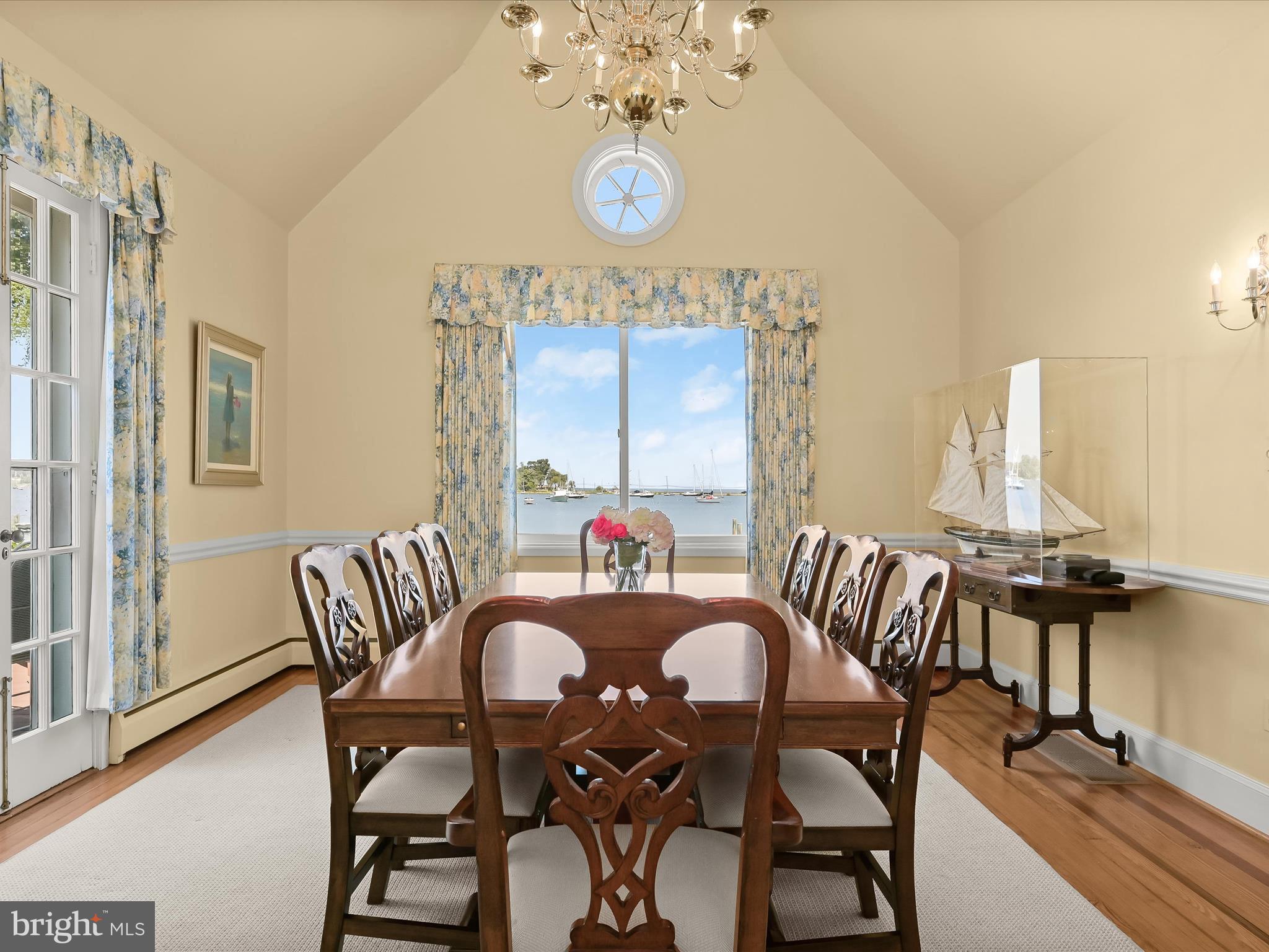 GIBSON ISLAND - Residential