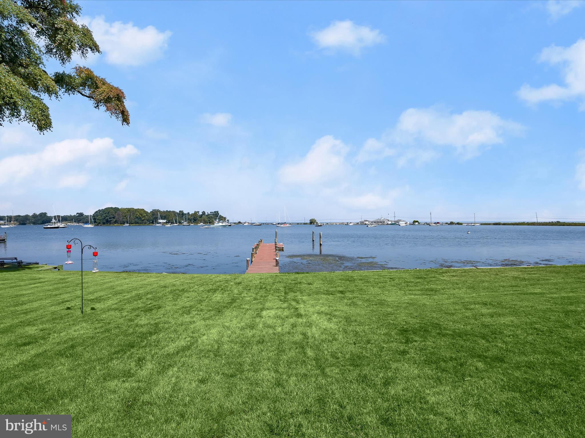 GIBSON ISLAND - Residential