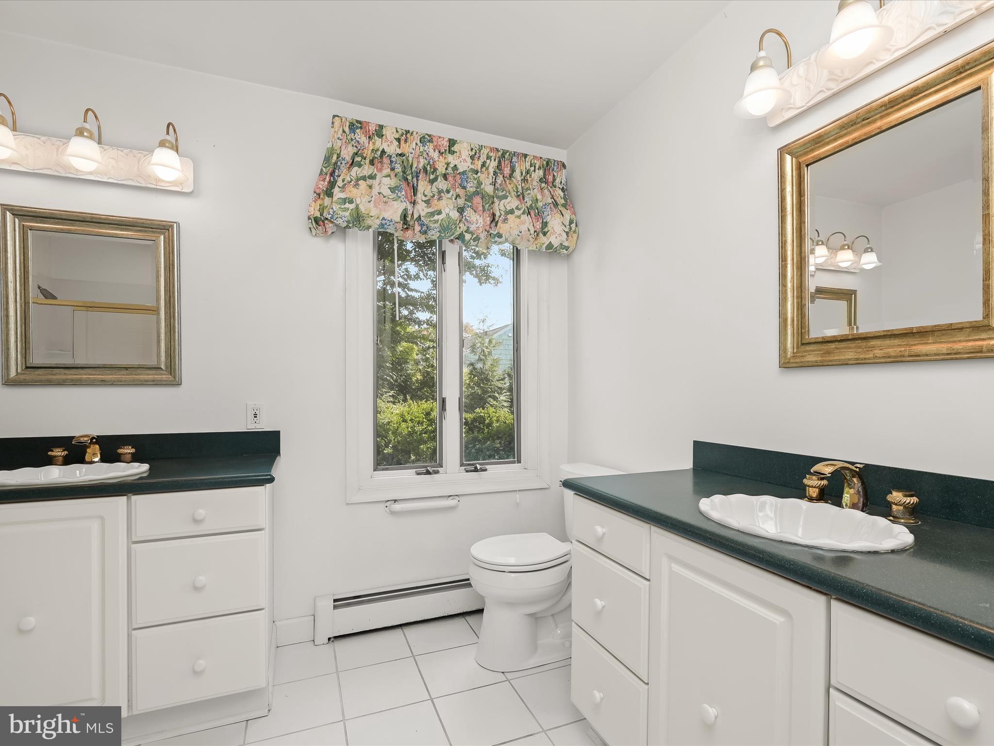 GIBSON ISLAND - Residential